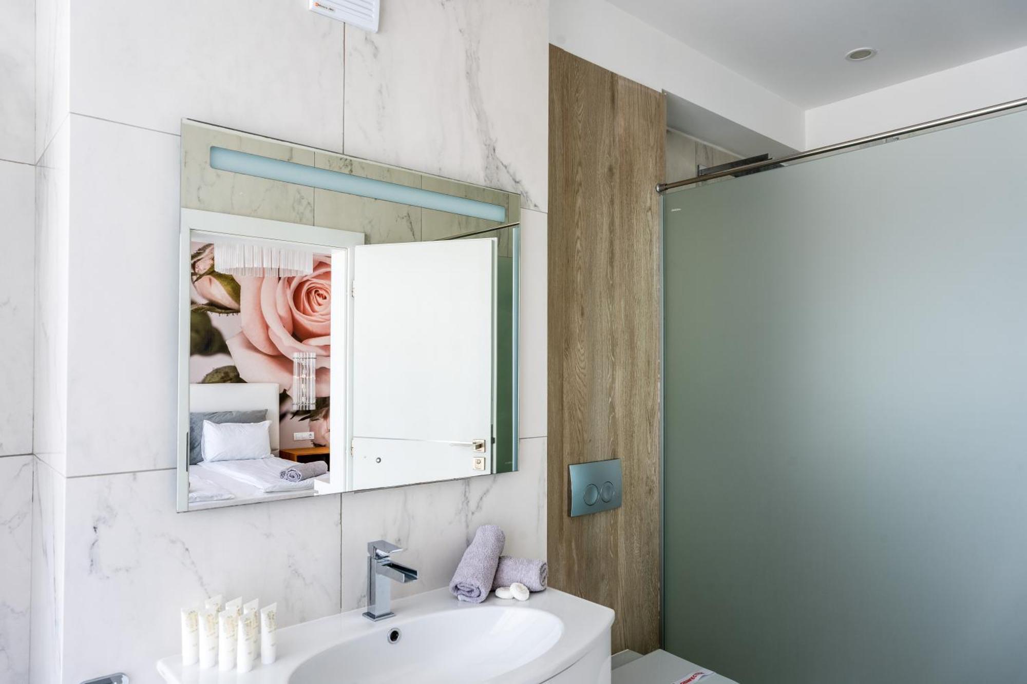 The Lodge Summer Apartments Sozopol Esterno foto